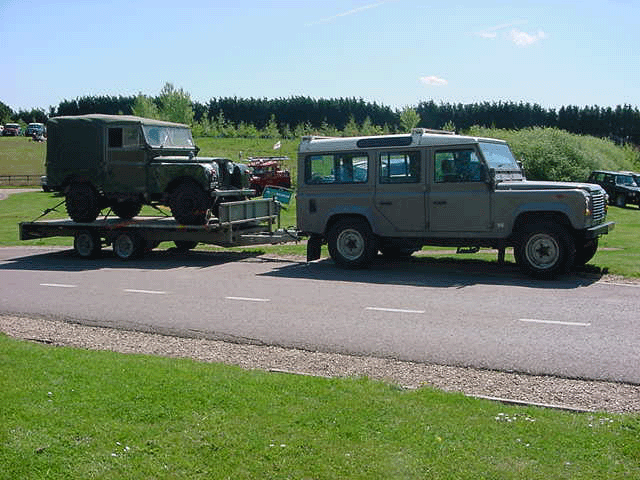 Land Rover towing Series 1 on trailer